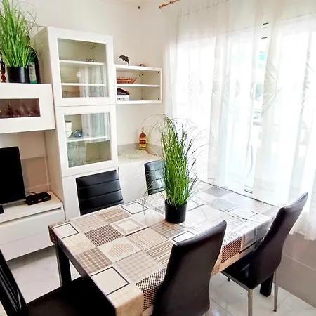 6162 Apartament In 公寓 *