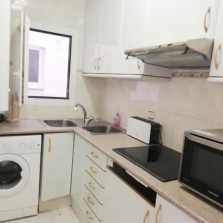 6162 Apartament In *