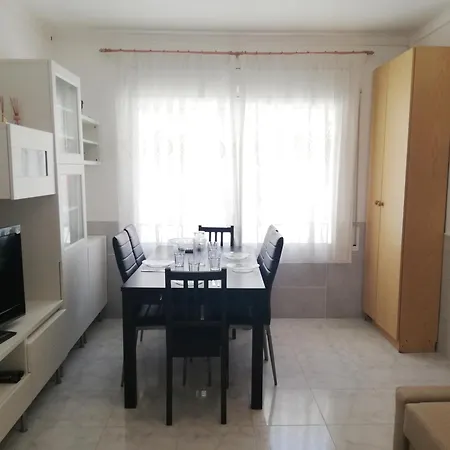 6162 Apartament In * 兰卡